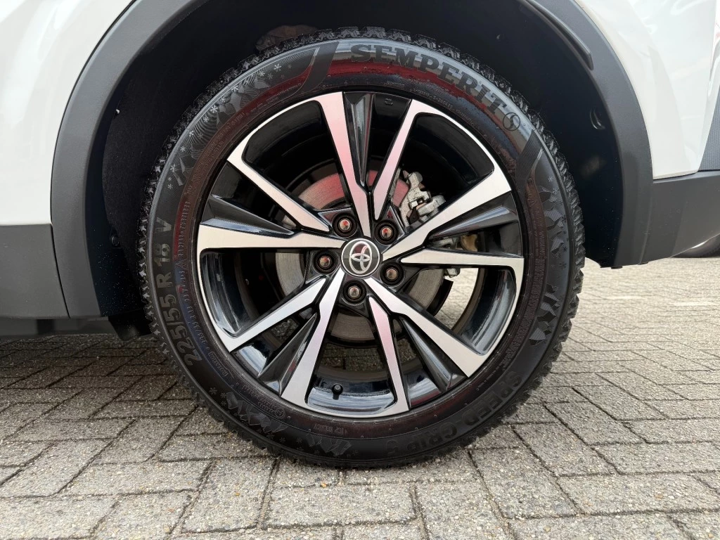 Hoofdafbeelding Toyota C-HR