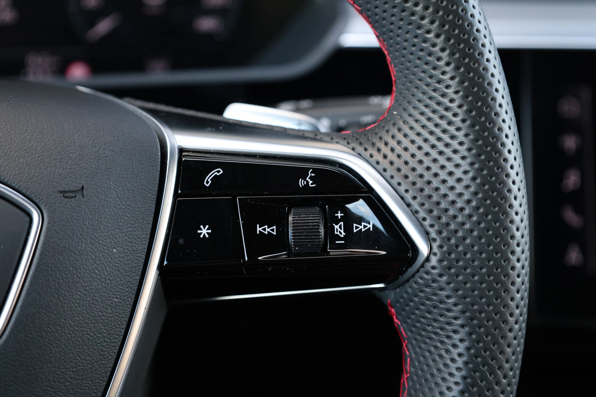 Hoofdafbeelding Audi Q8 e-tron