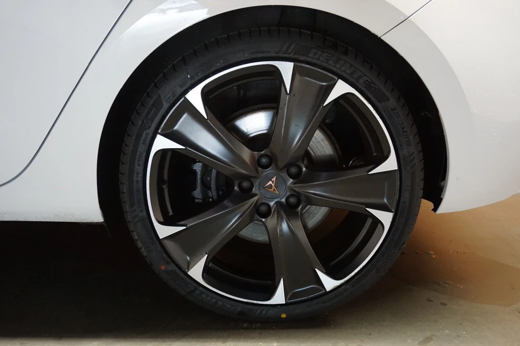Hoofdafbeelding CUPRA Leon