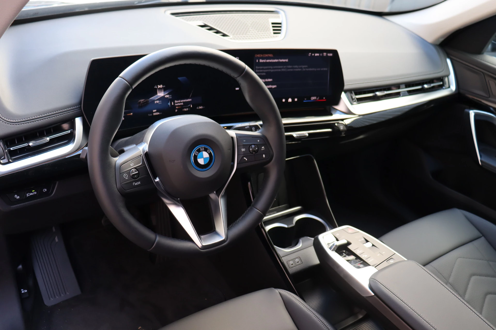 Hoofdafbeelding BMW iX1