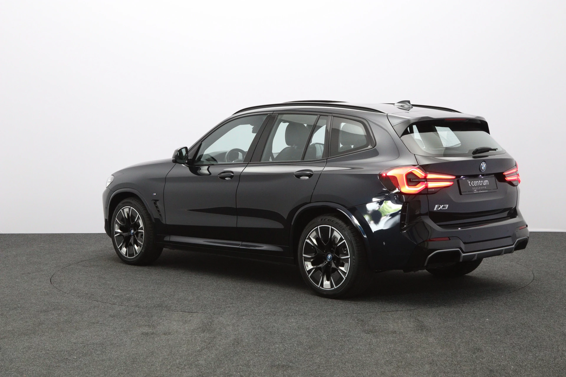 Hoofdafbeelding BMW iX3