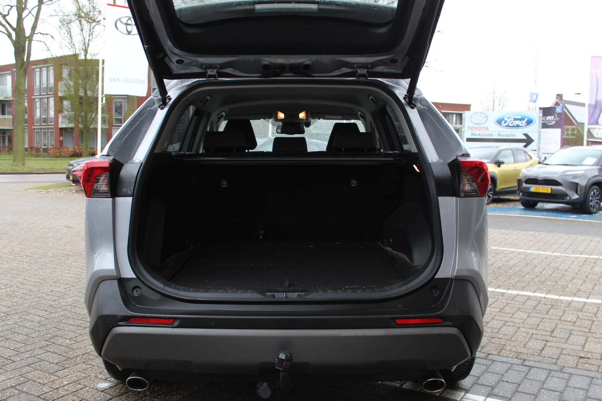 Hoofdafbeelding Toyota RAV4