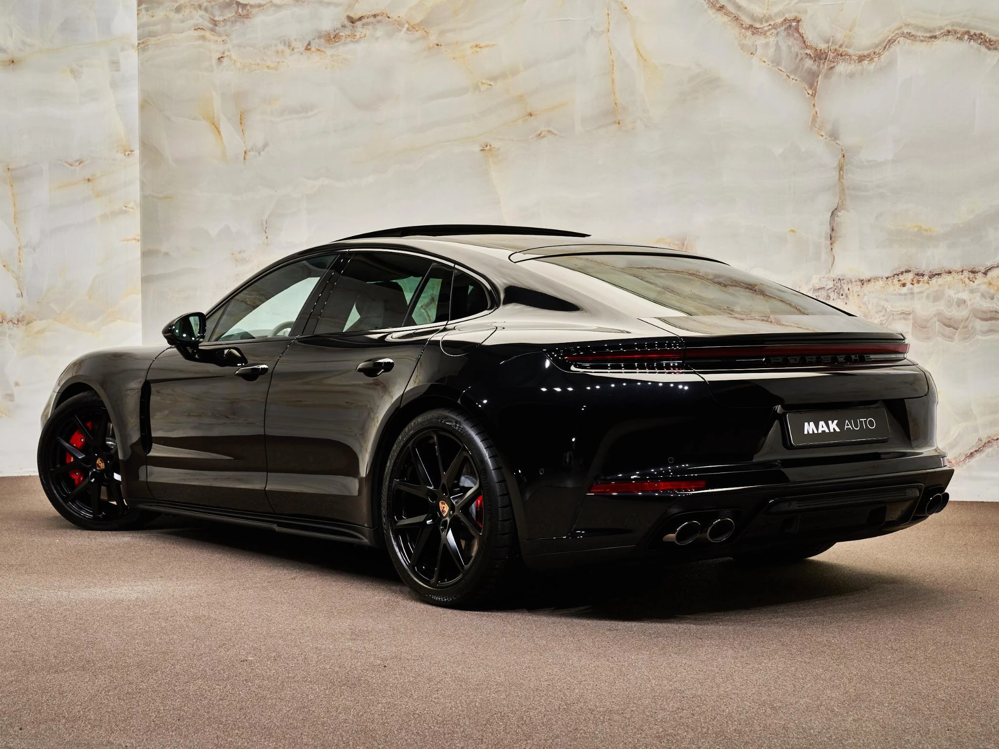 Hoofdafbeelding Porsche Panamera