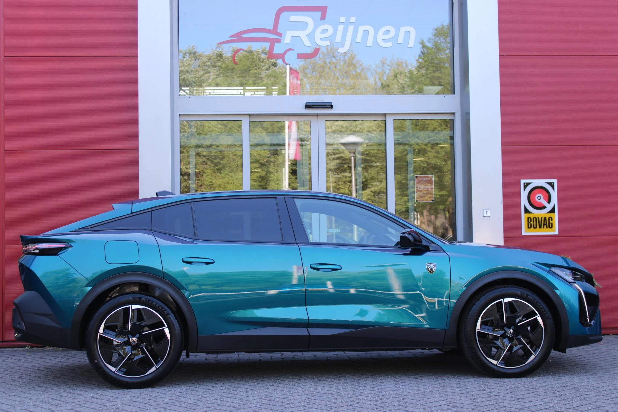 Hoofdafbeelding Peugeot 408