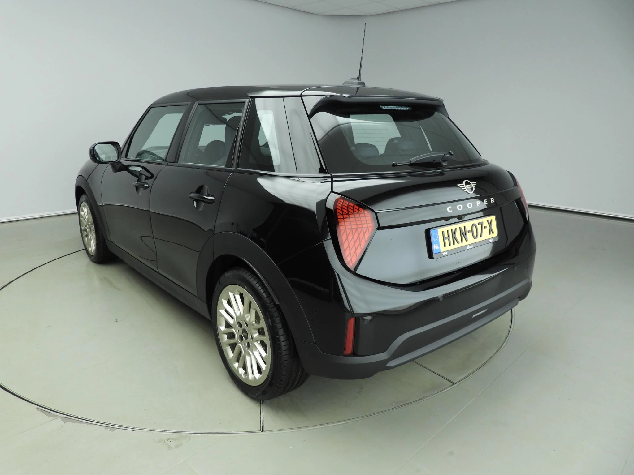 Hoofdafbeelding MINI 5-deurs