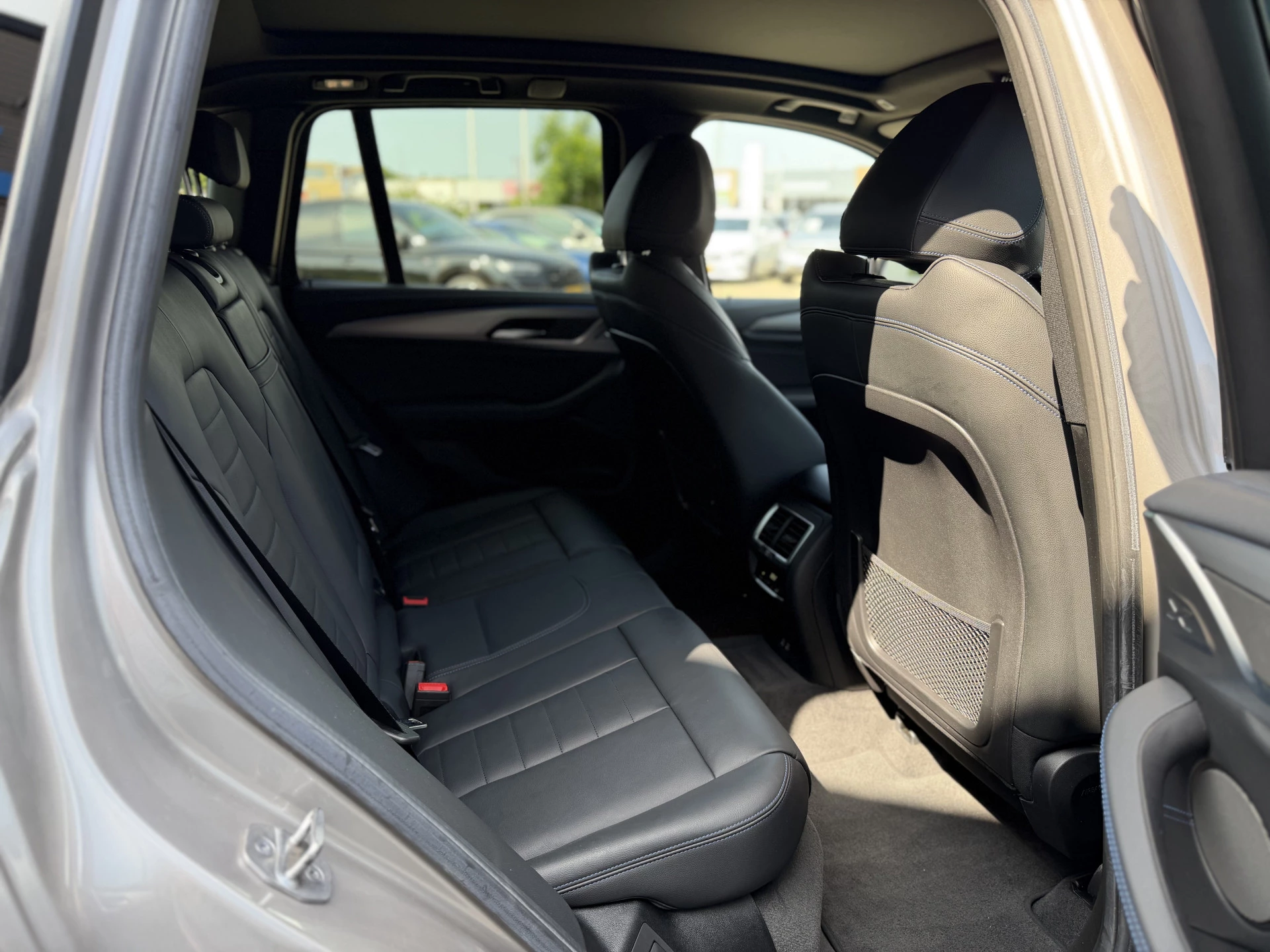 Hoofdafbeelding BMW iX3