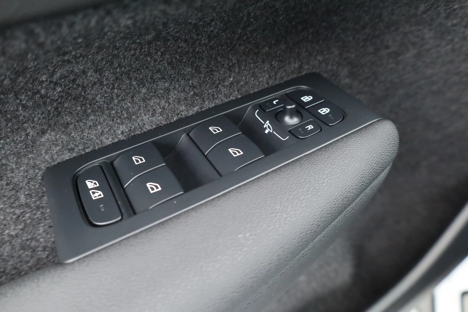 Hoofdafbeelding Volvo C40
