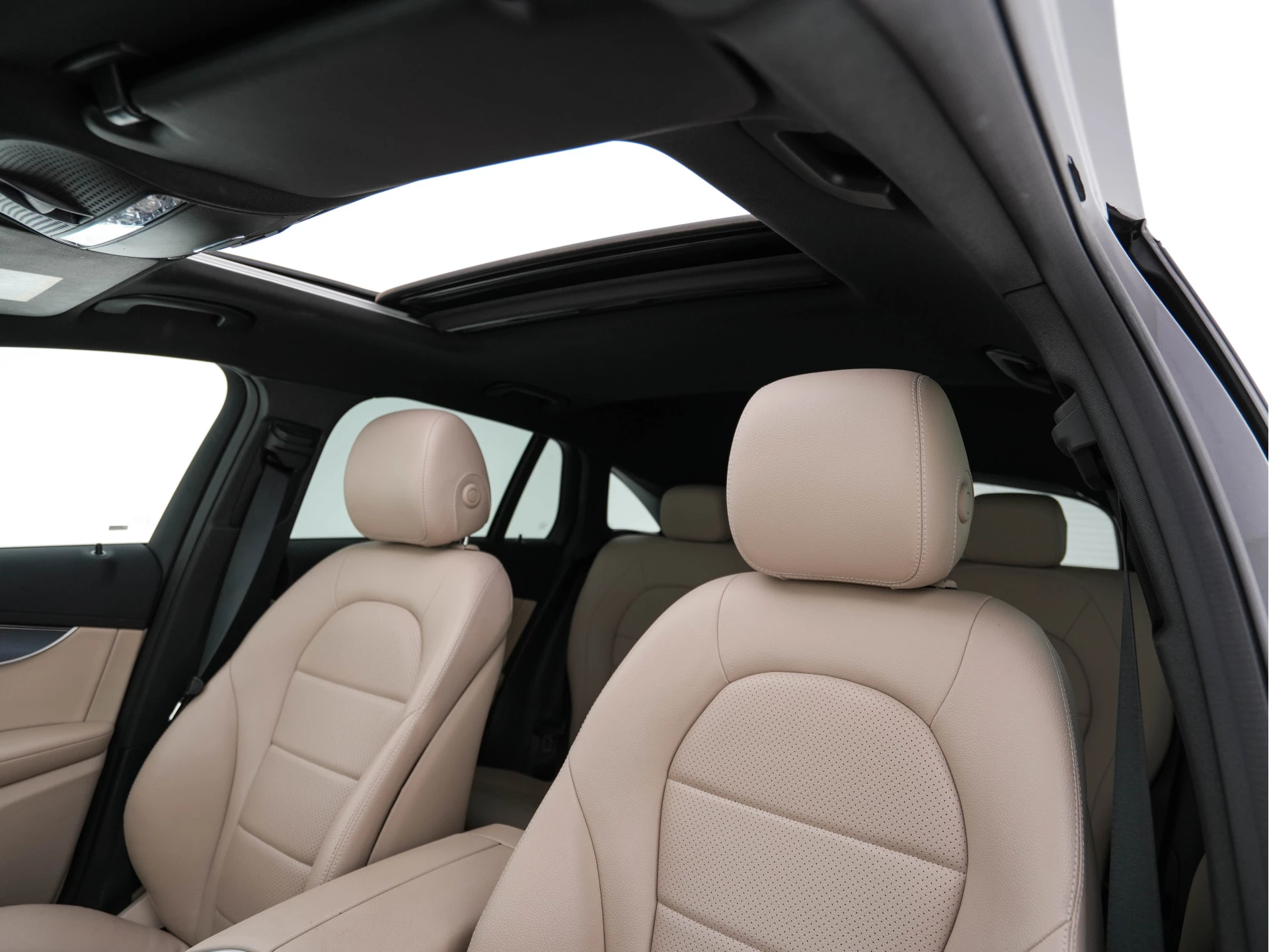 Hoofdafbeelding Mercedes-Benz EQC