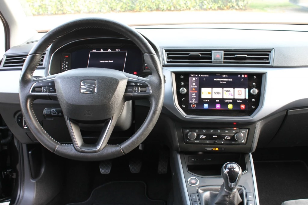 Hoofdafbeelding SEAT Arona
