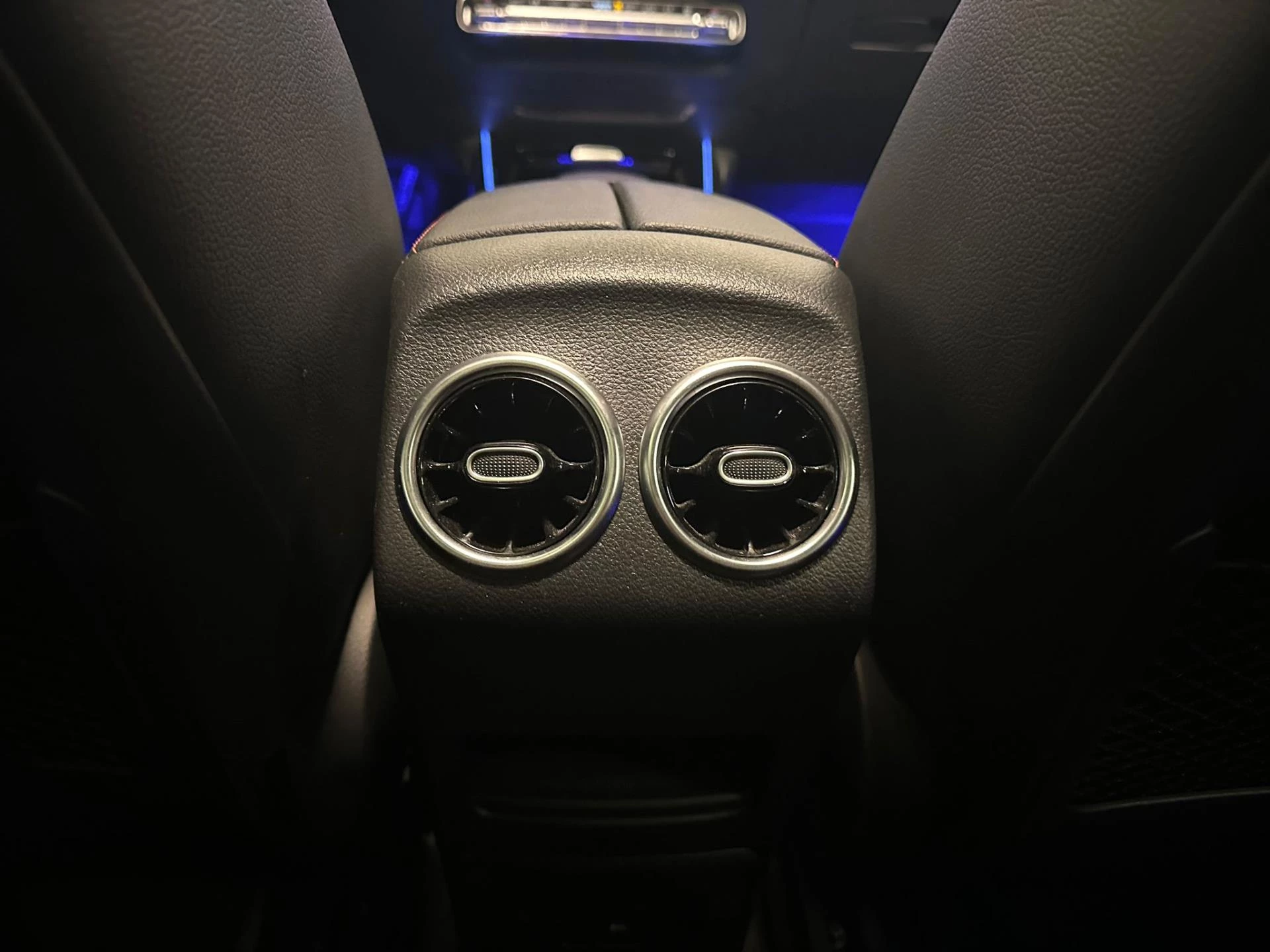 Hoofdafbeelding Mercedes-Benz EQA