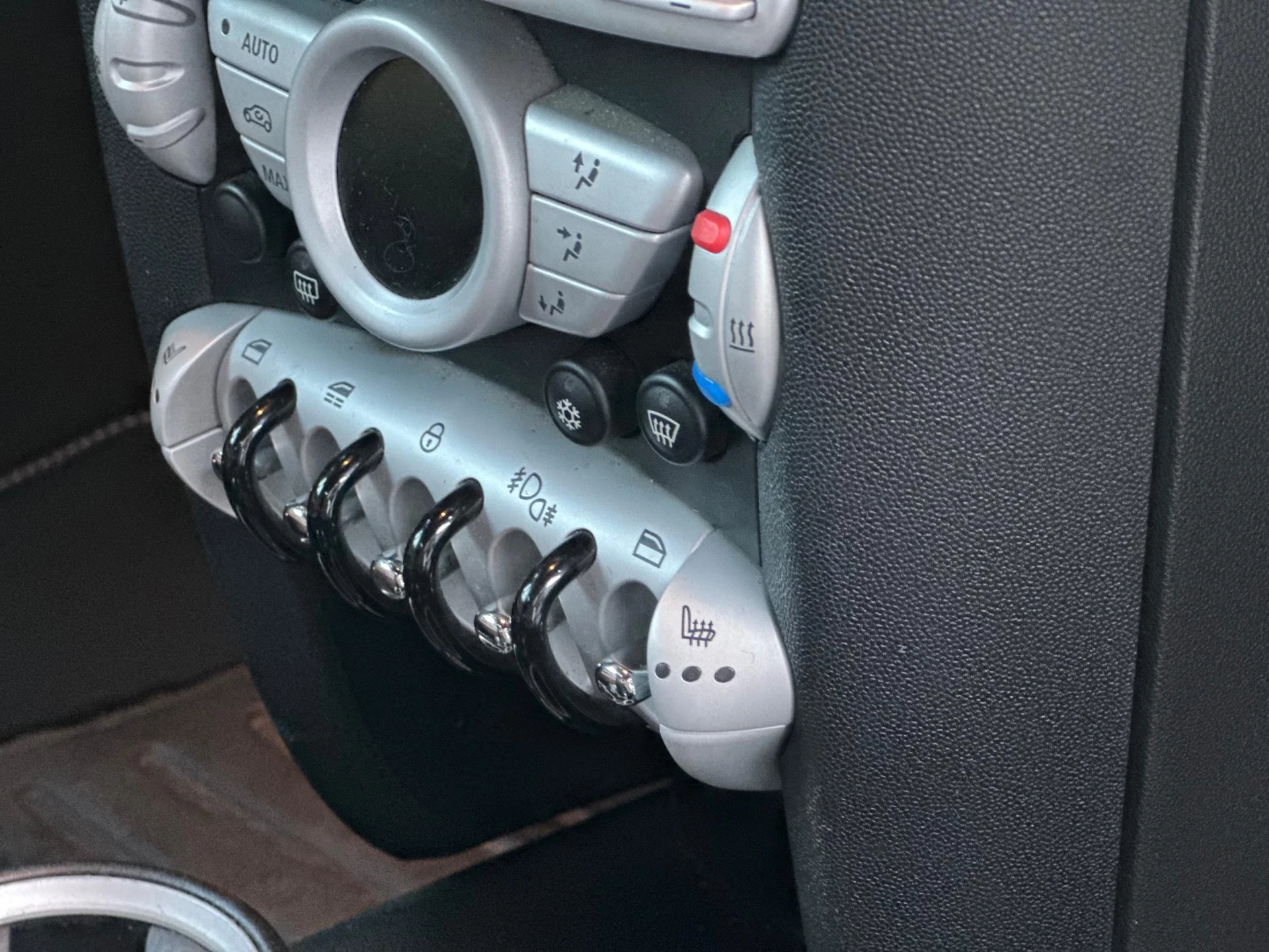 Hoofdafbeelding MINI Cabrio