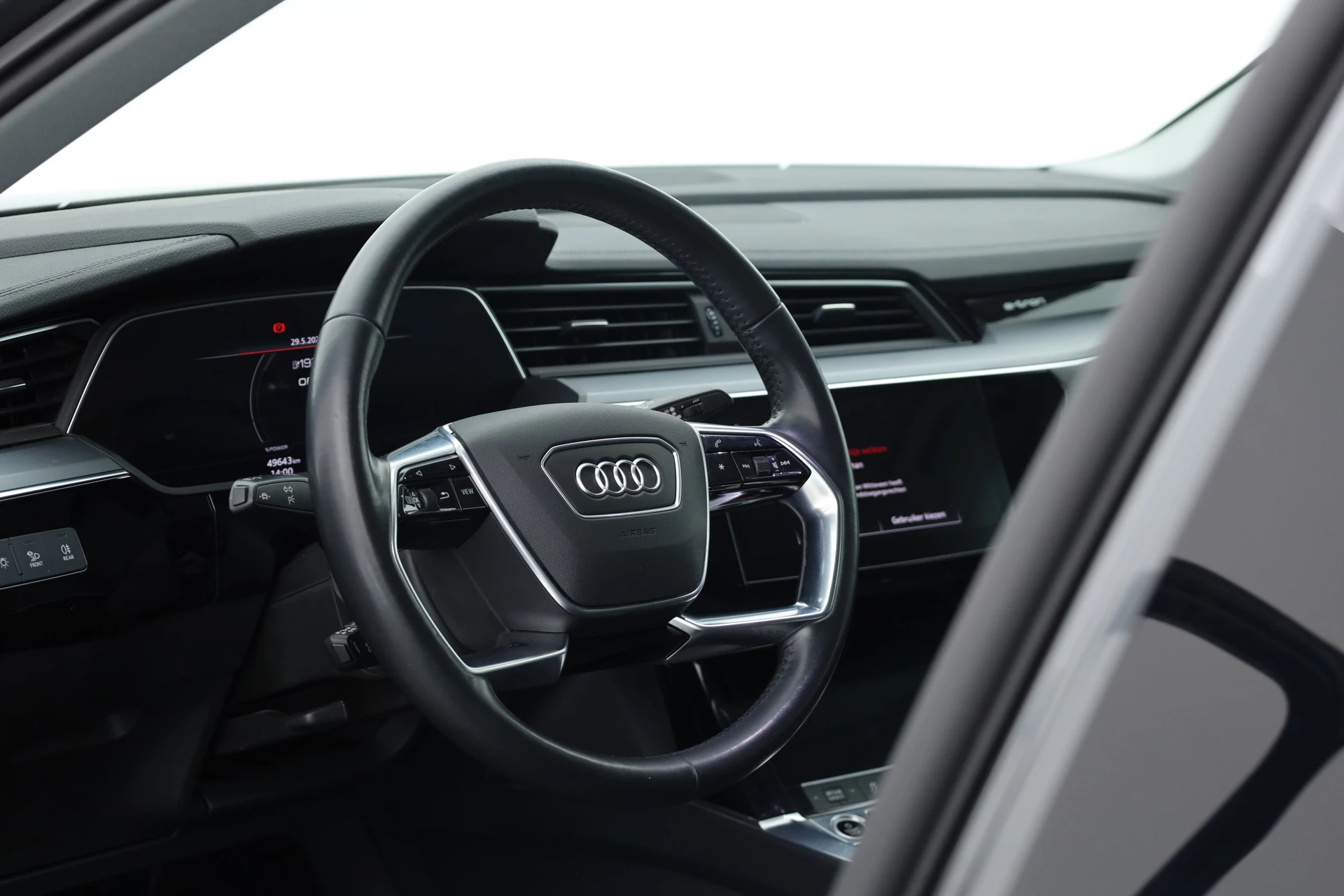 Hoofdafbeelding Audi e-tron