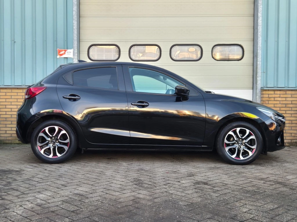 Hoofdafbeelding Mazda 2