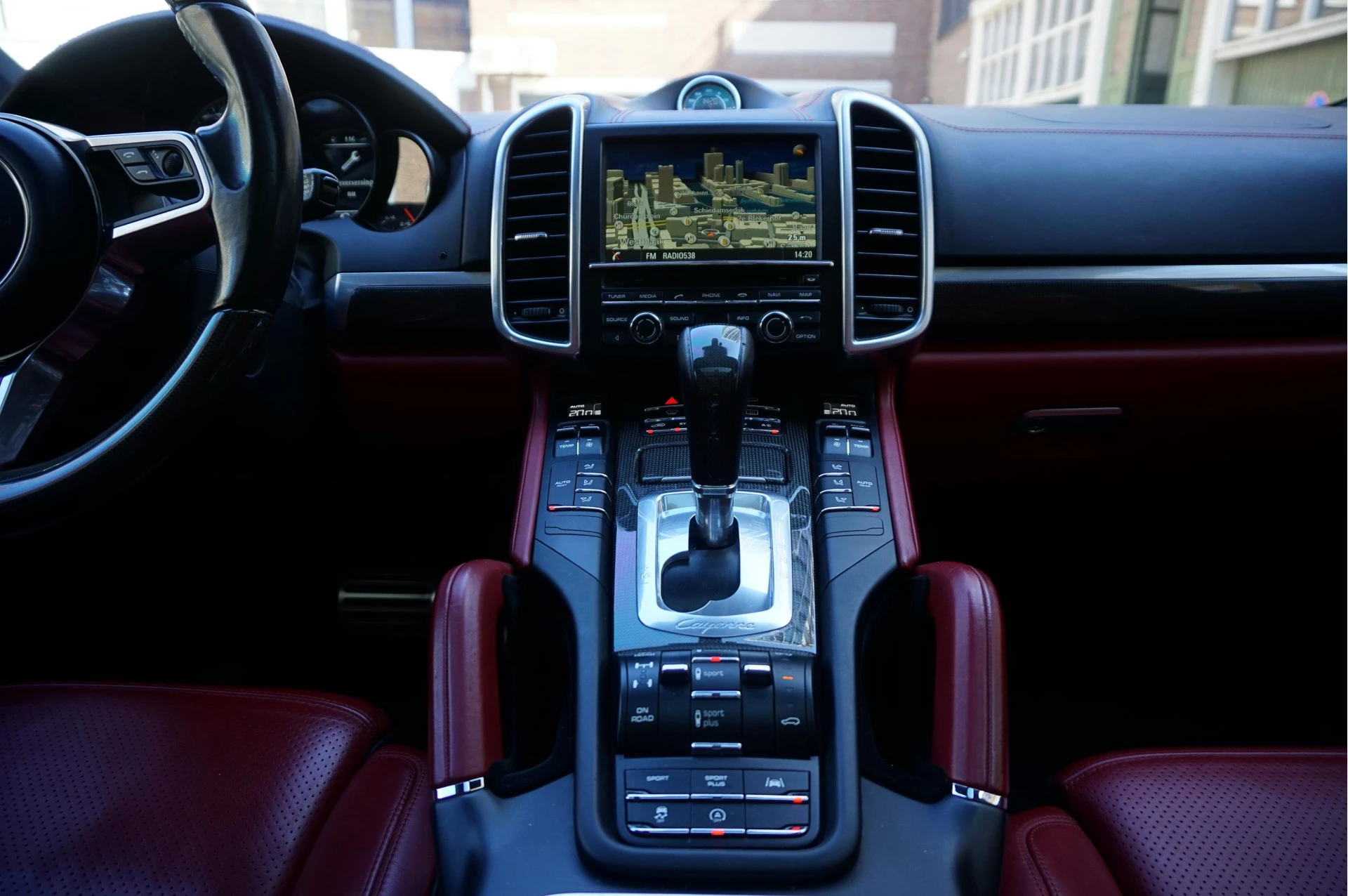 Hoofdafbeelding Porsche Cayenne