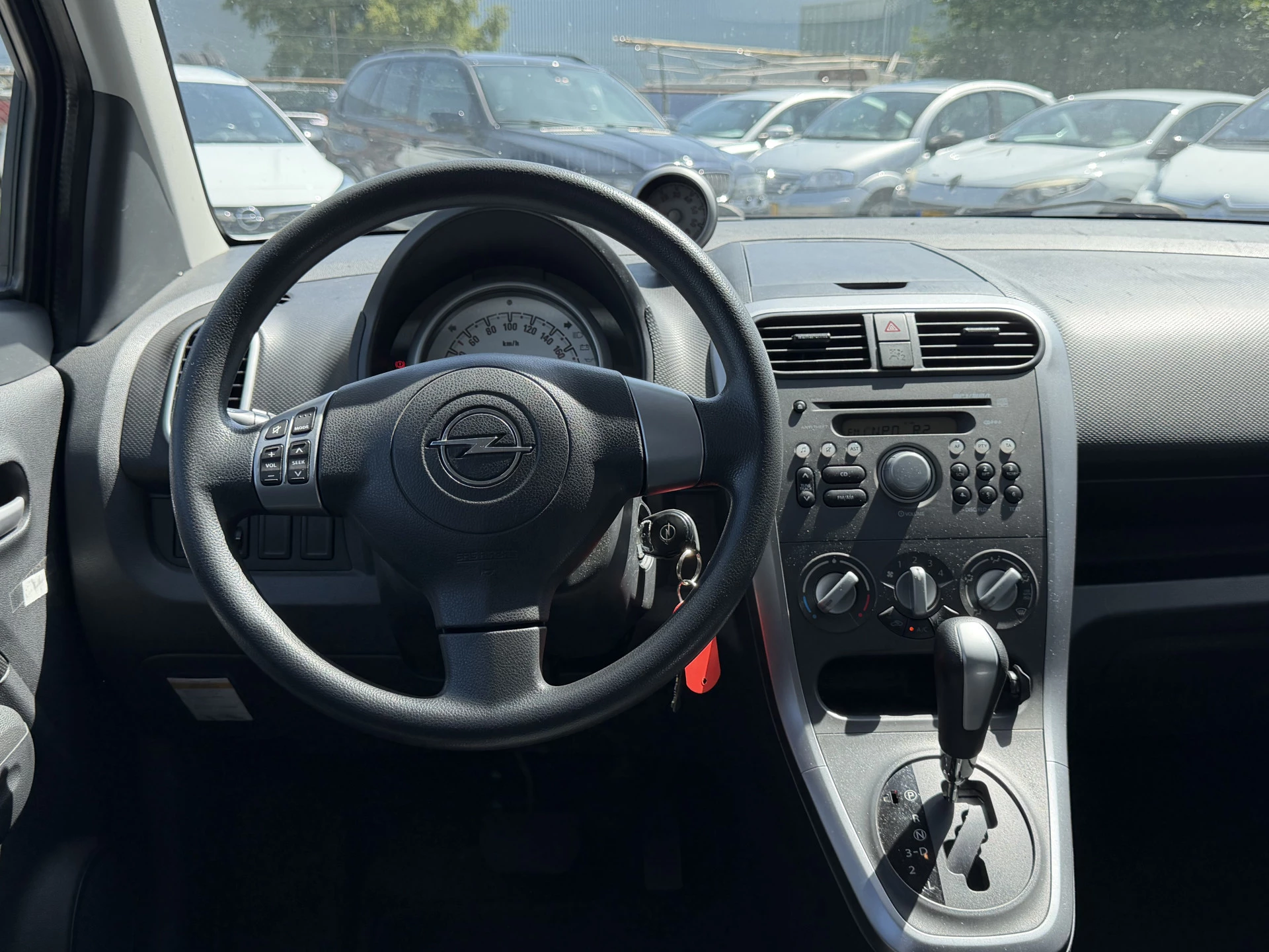 Hoofdafbeelding Opel Agila