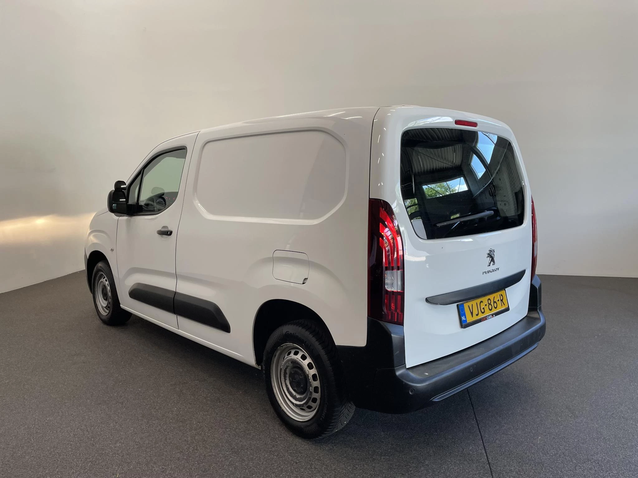Hoofdafbeelding Peugeot Partner