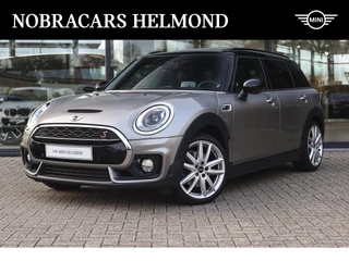MINI Clubman Cooper S / Panoramadak / Sportstoelen / Achteruitrijcamera / Comfort Access / LED / Park Assistant / Head-Up / Stoelverwarming
