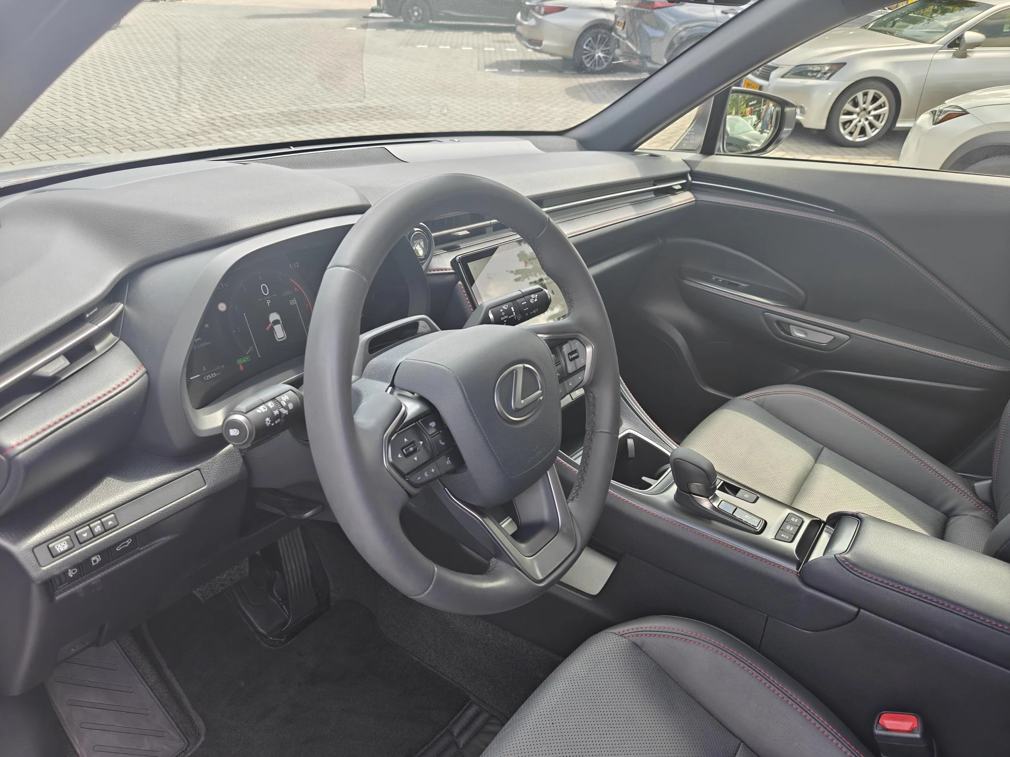 Hoofdafbeelding Lexus LBX