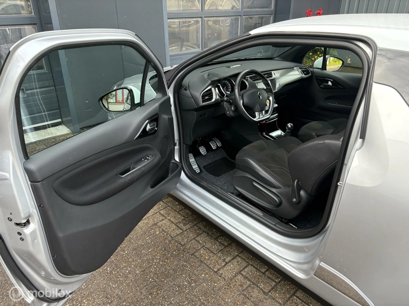 Hoofdafbeelding DS DS 3
