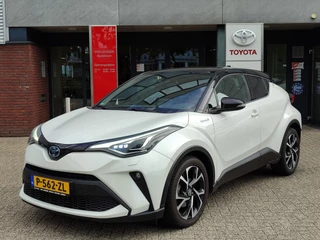 Toyota C-HR 2.0 Hybrid BI-TONE STOEL/STUURVERW BLIND SPOT PARK-SENSOREN APPLE/ANDROID KEYLESS CLIMA CAMERA LED 18'' LM-VELGEN 4S-BANDEN