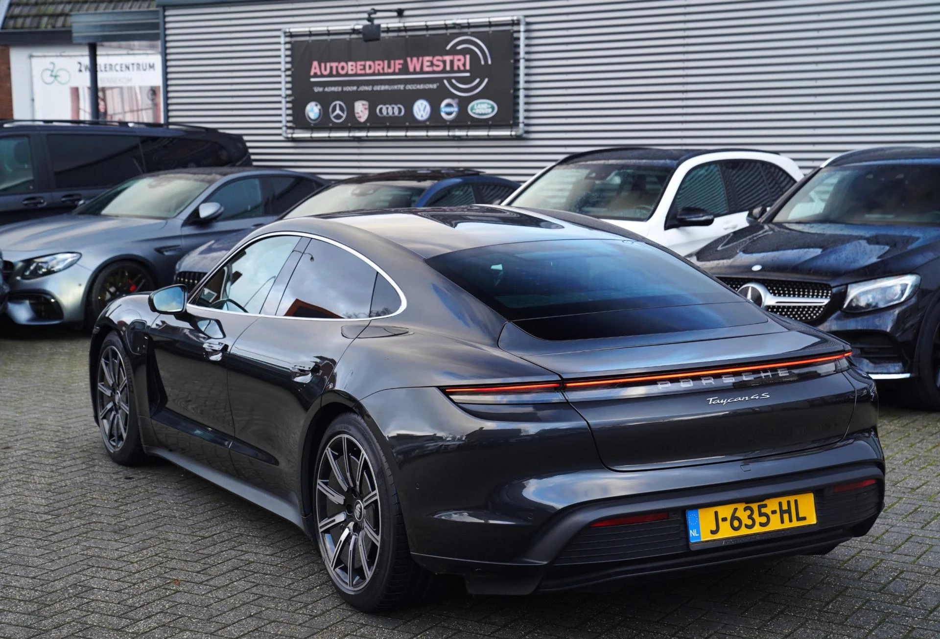 Hoofdafbeelding Porsche Taycan