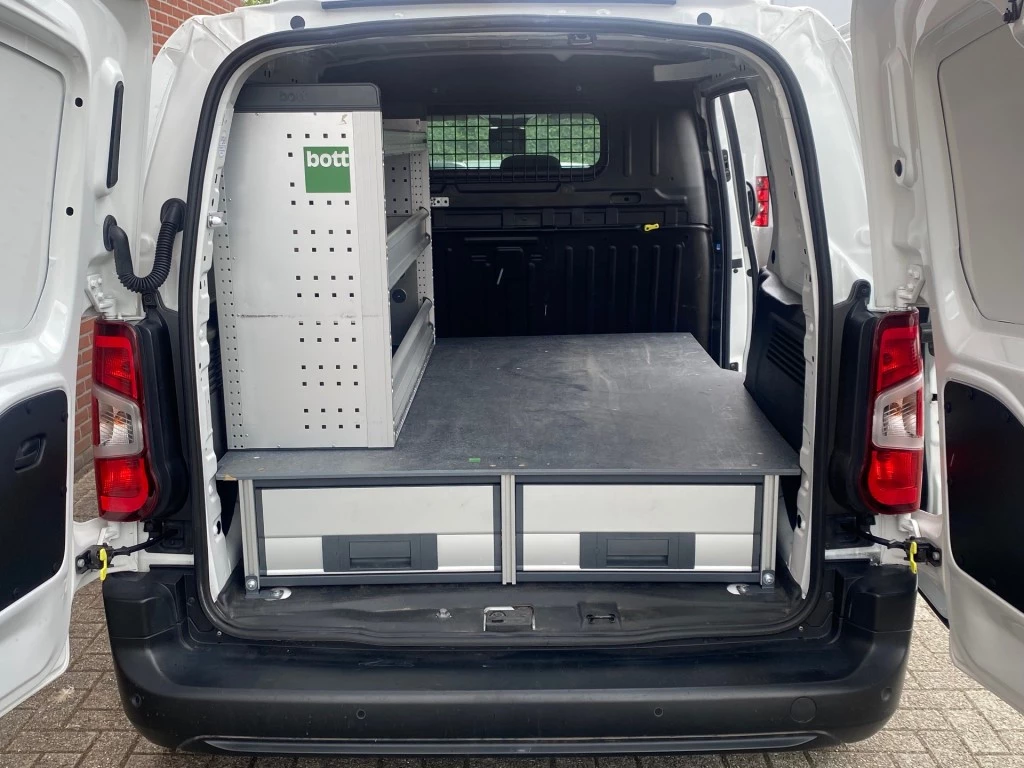 Hoofdafbeelding Peugeot Partner