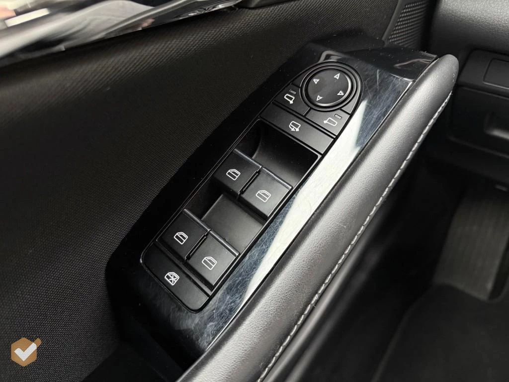 Hoofdafbeelding Mazda CX-30