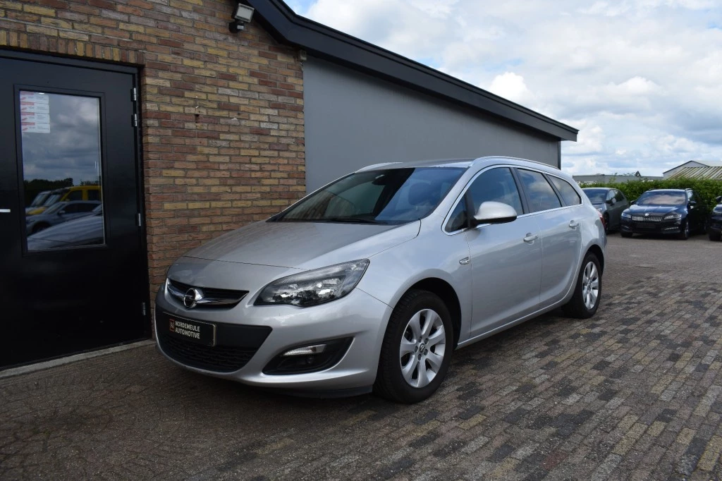 Hoofdafbeelding Opel Astra