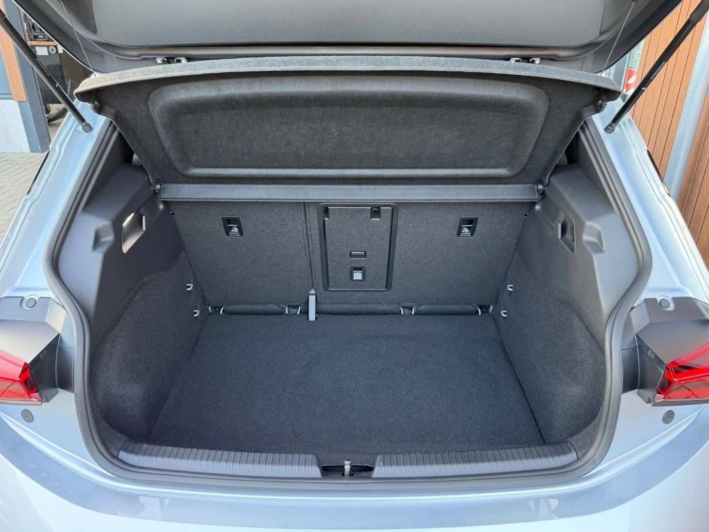 Hoofdafbeelding CUPRA Born