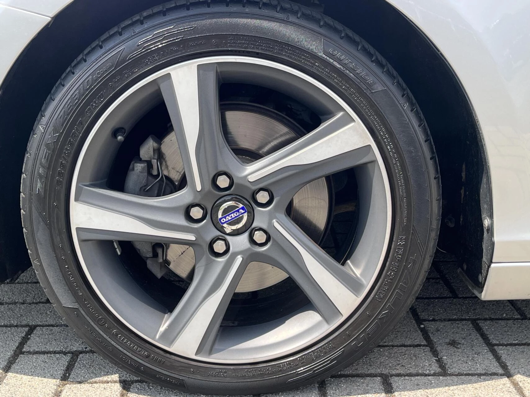 Hoofdafbeelding Volvo V40