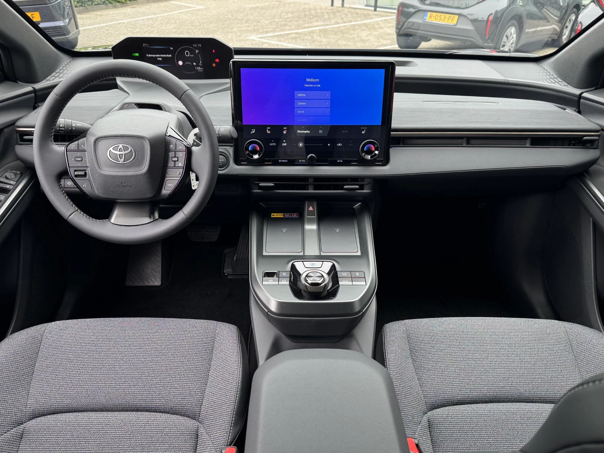 Hoofdafbeelding Toyota bZ4X