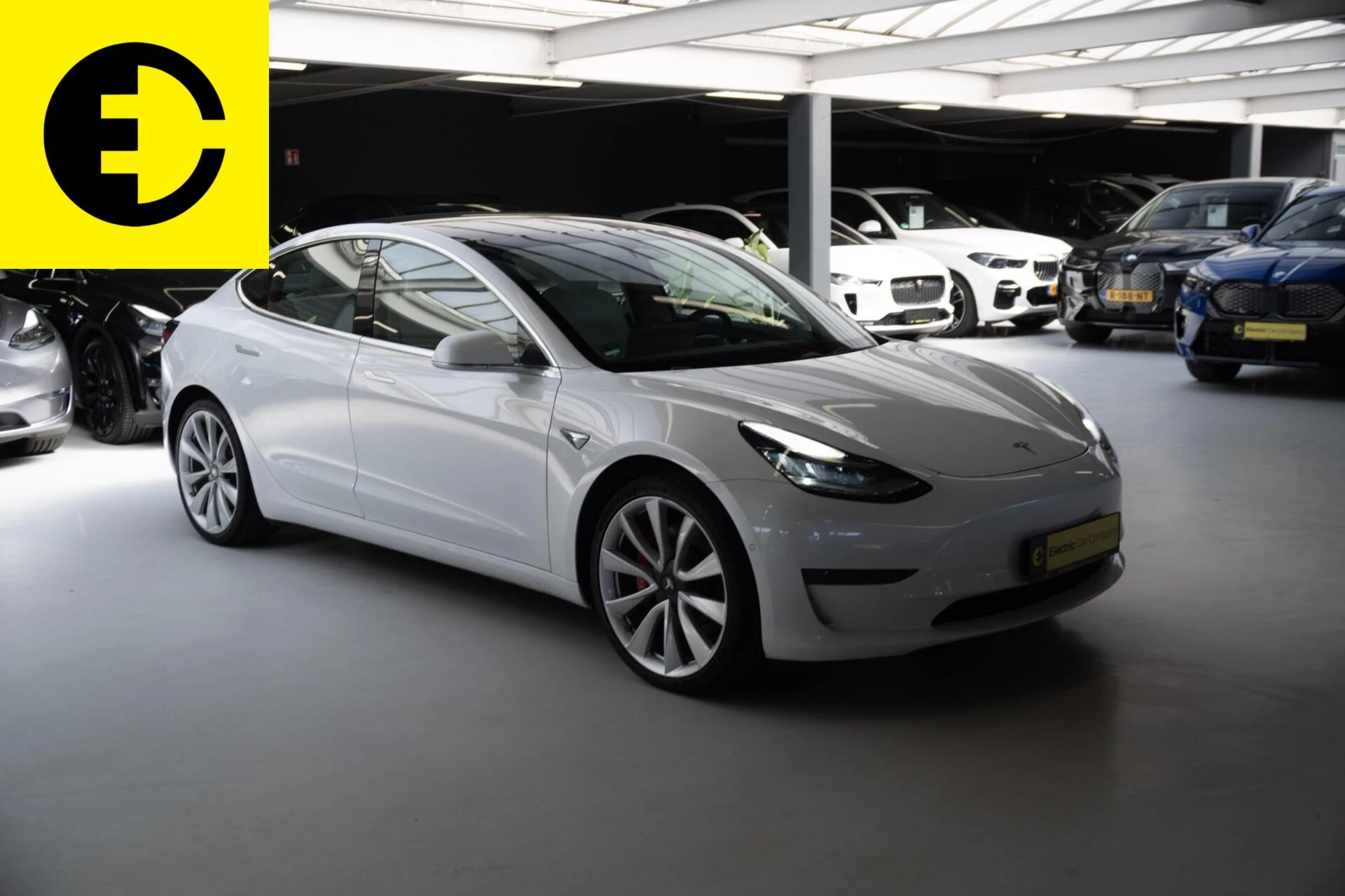 Hoofdafbeelding Tesla Model 3
