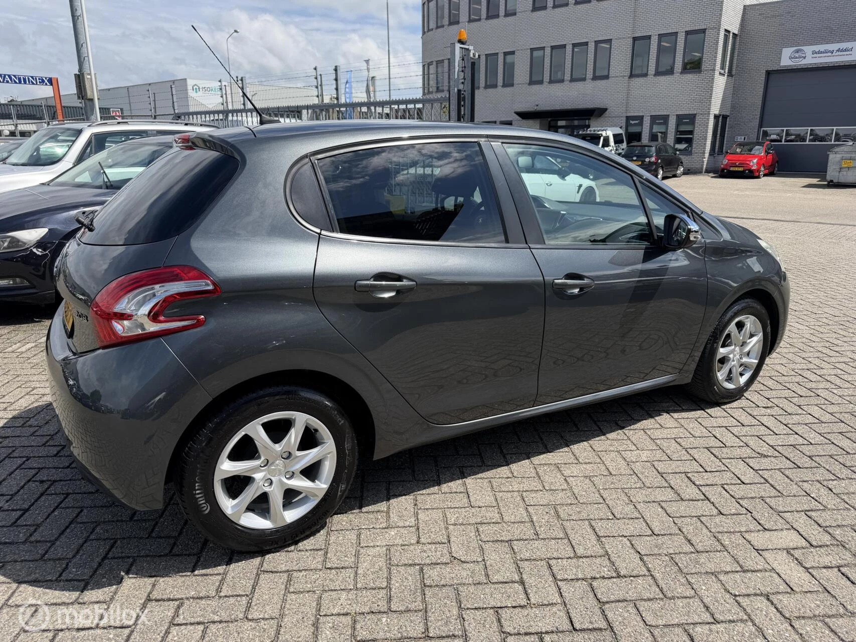 Hoofdafbeelding Peugeot 208