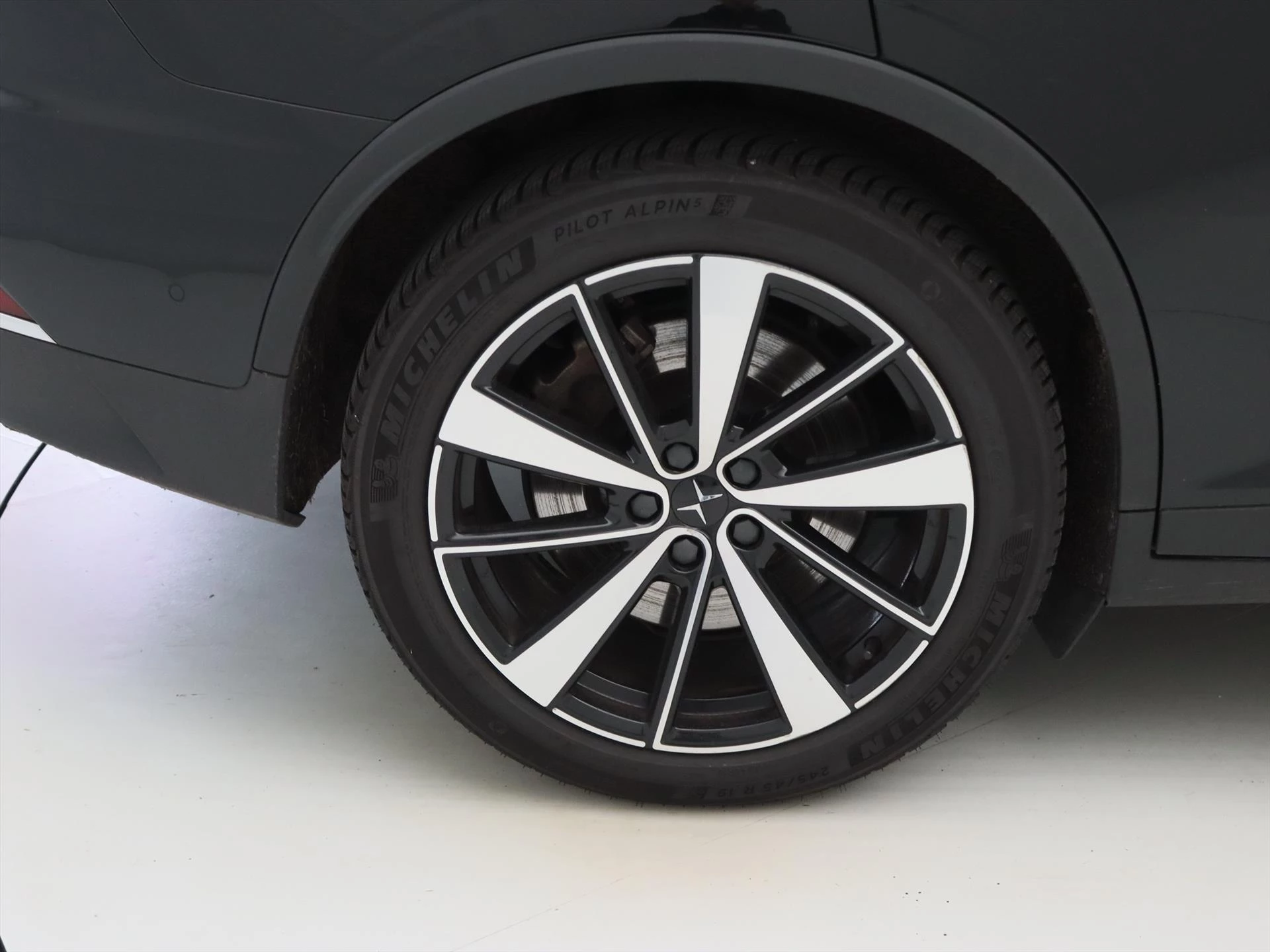 Hoofdafbeelding Polestar 2