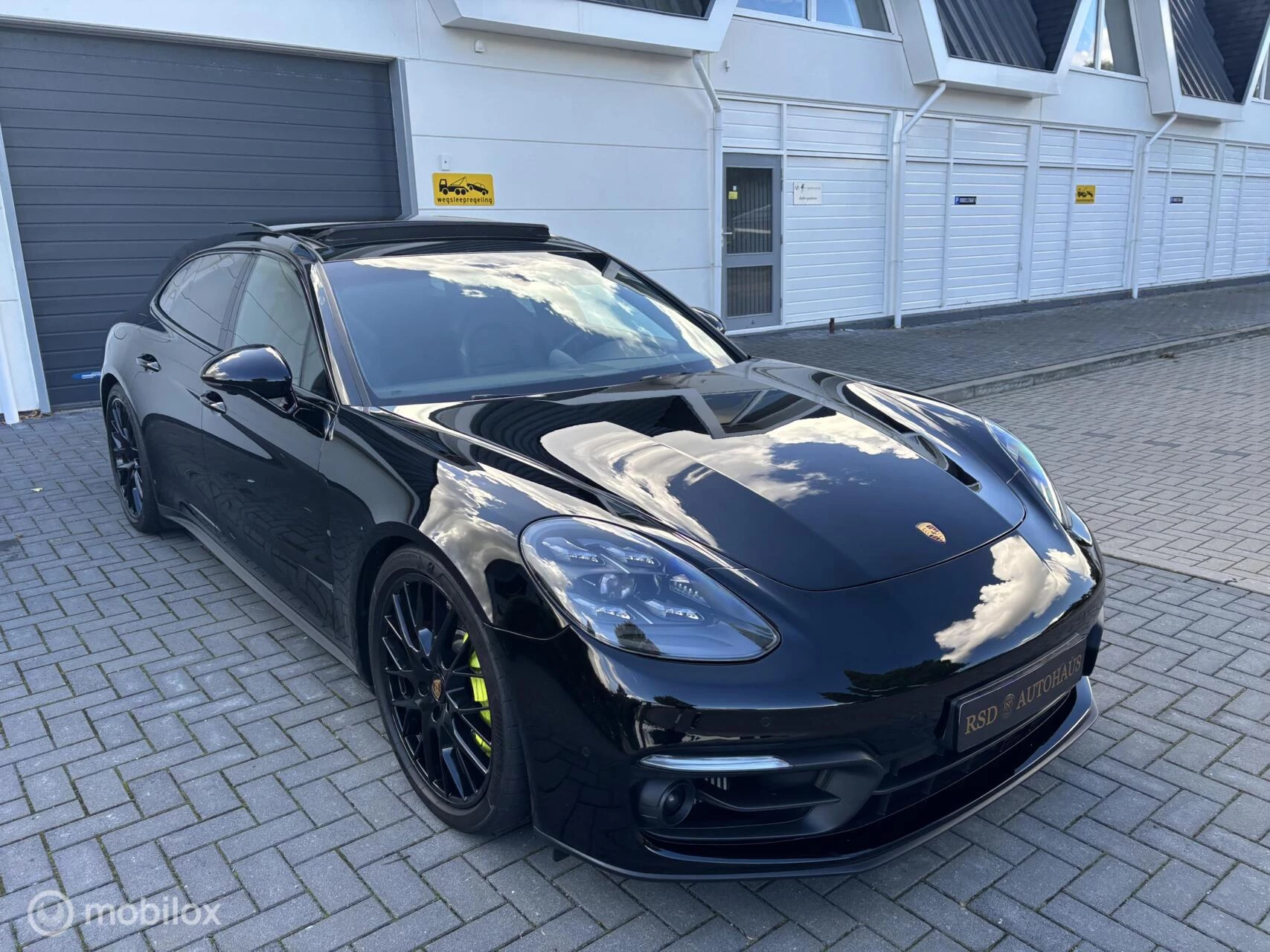 Hoofdafbeelding Porsche Panamera