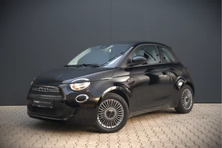 Hoofdafbeelding Fiat 500 Fiat 500 Action 24 kWh | Keyless | LED | Digitaal Dash | 1e Eigenaar | Dealer Onderhouden | Lichtmetalen Velgen | Bluetooth | Airco | Centrale Deurvergrendeling | Elektrische Ramen | BTW