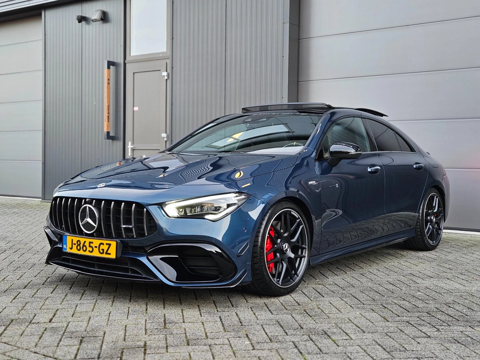 Hoofdafbeelding Mercedes-Benz CLA
