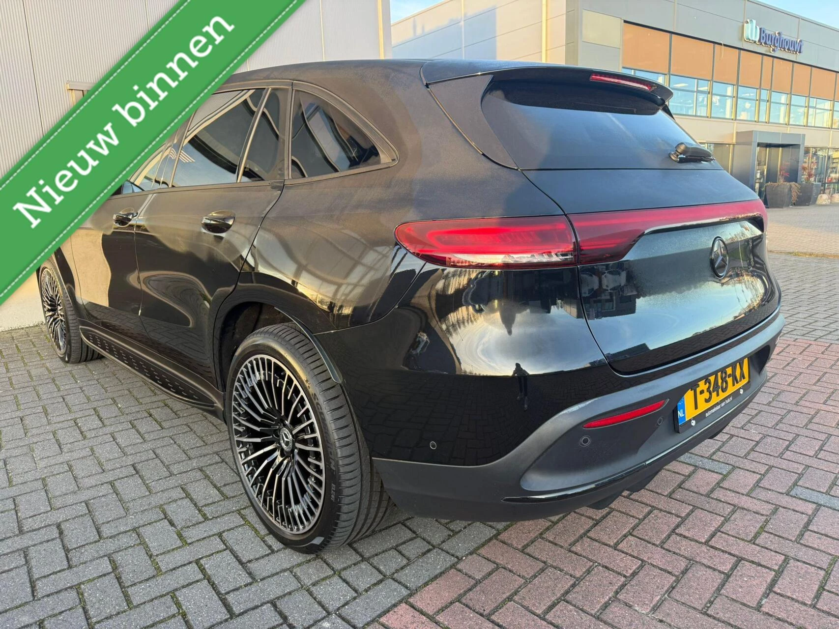 Hoofdafbeelding Mercedes-Benz EQC