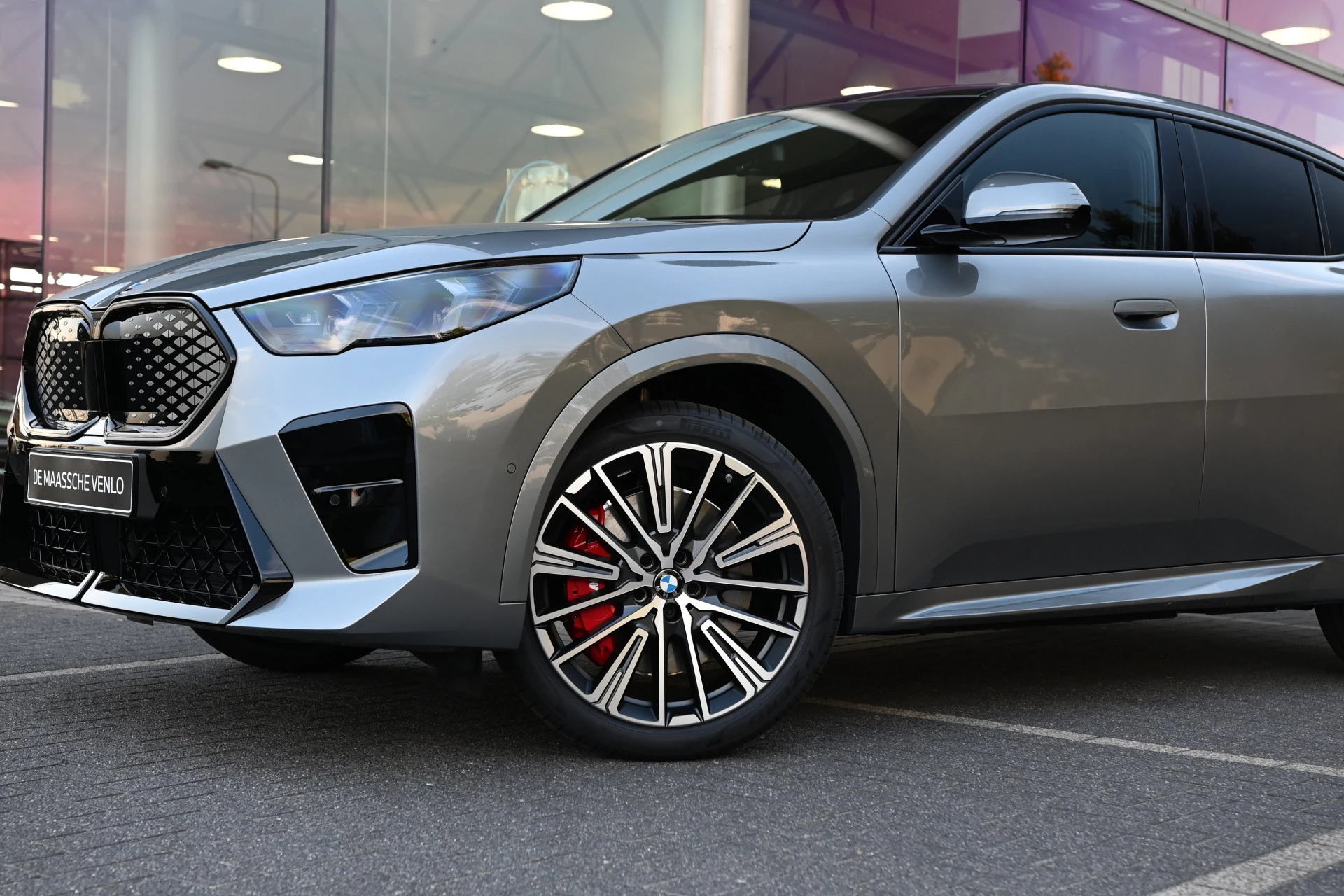 Hoofdafbeelding BMW iX2