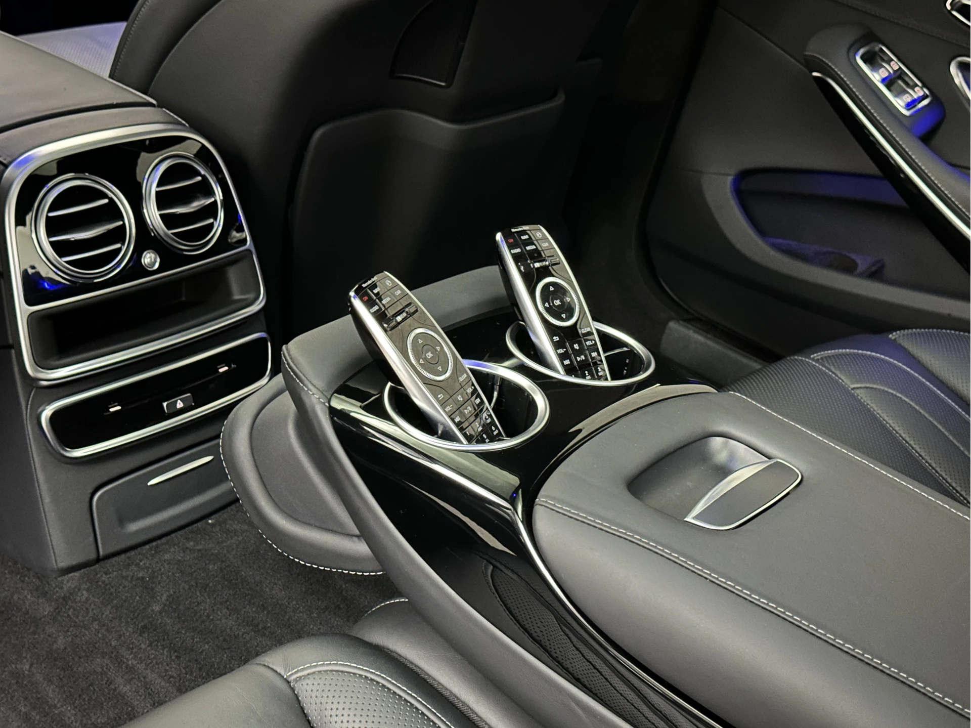 Hoofdafbeelding Mercedes-Benz S-Klasse