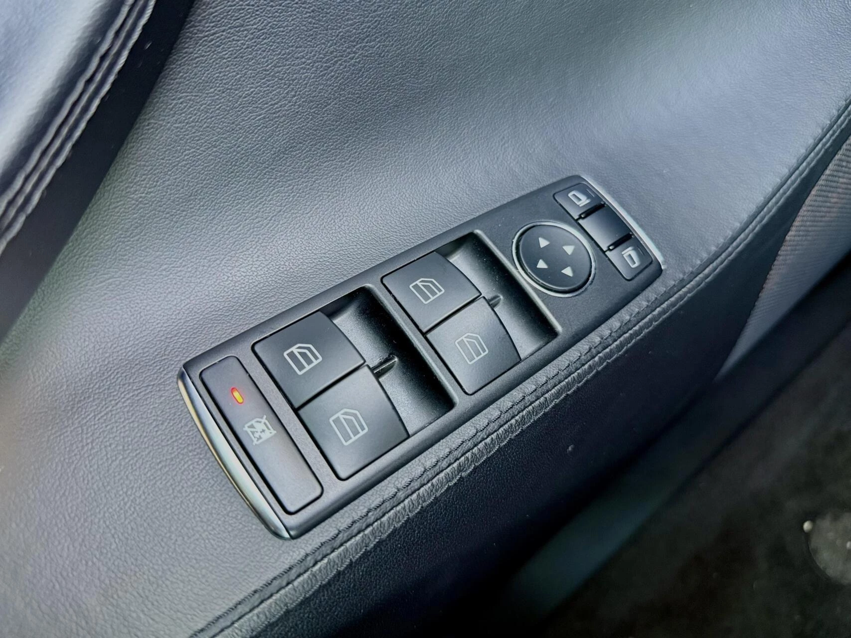 Hoofdafbeelding Tesla Model S