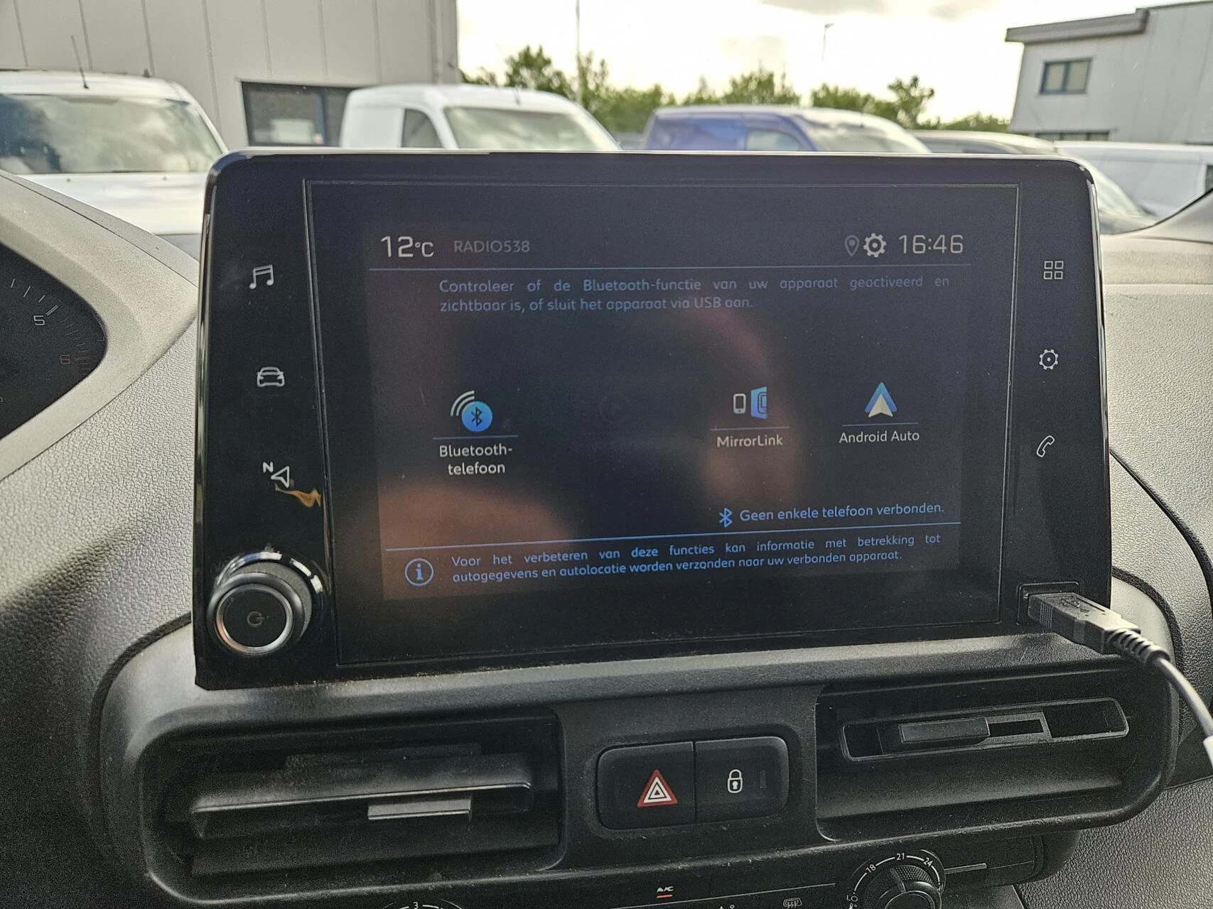 Hoofdafbeelding Peugeot Partner
