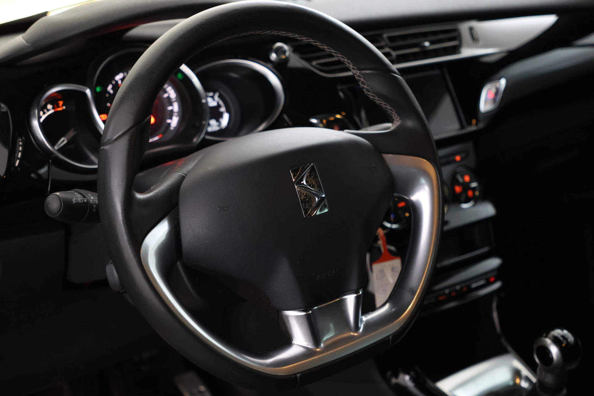 Hoofdafbeelding DS DS 3