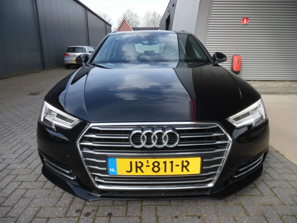 Hoofdafbeelding Audi A4