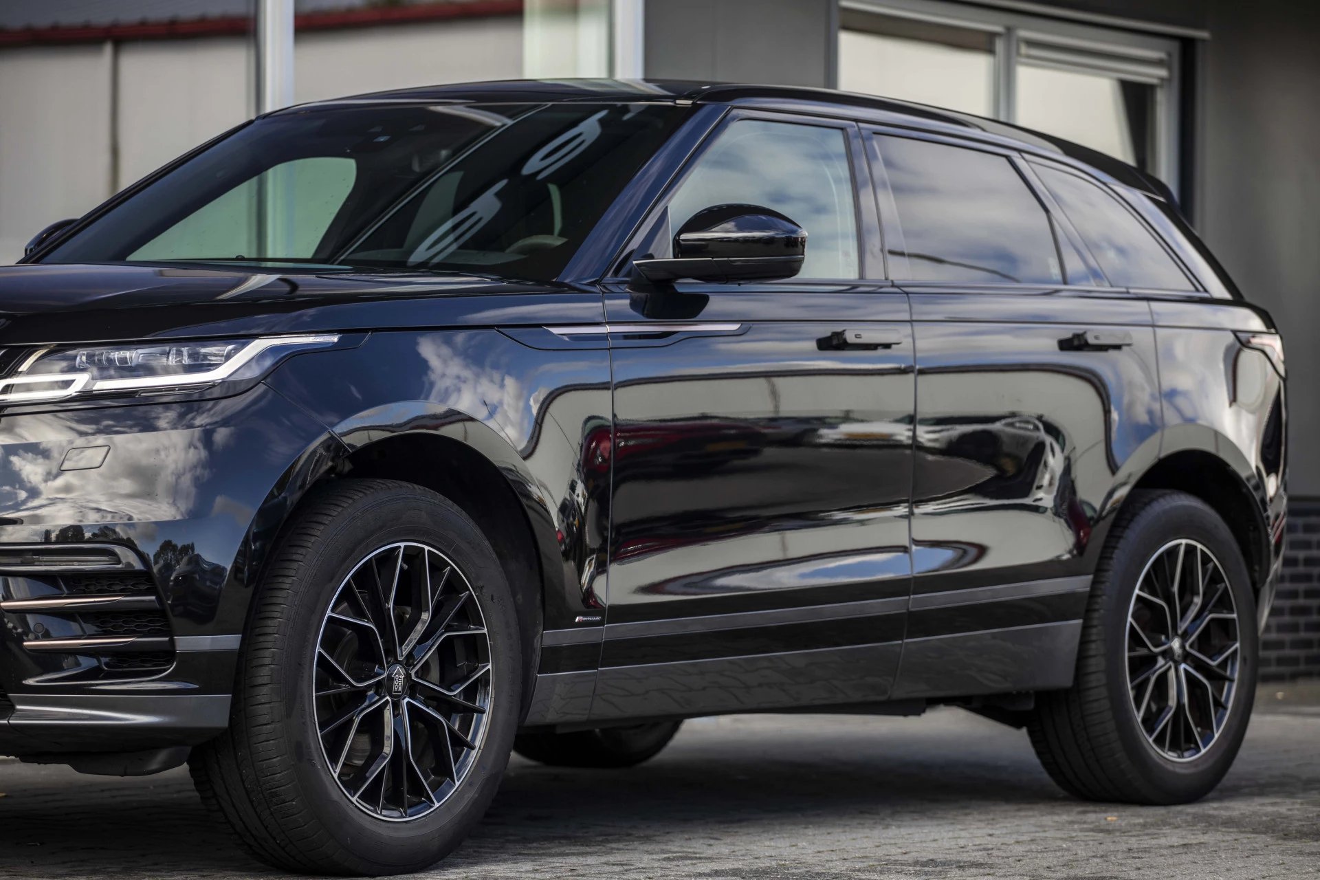 Hoofdafbeelding Land Rover Range Rover Velar