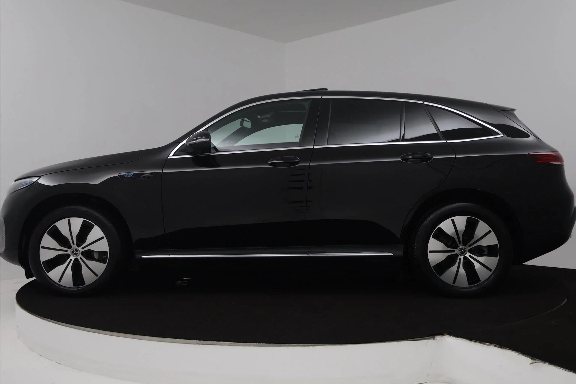 Hoofdafbeelding Mercedes-Benz EQC