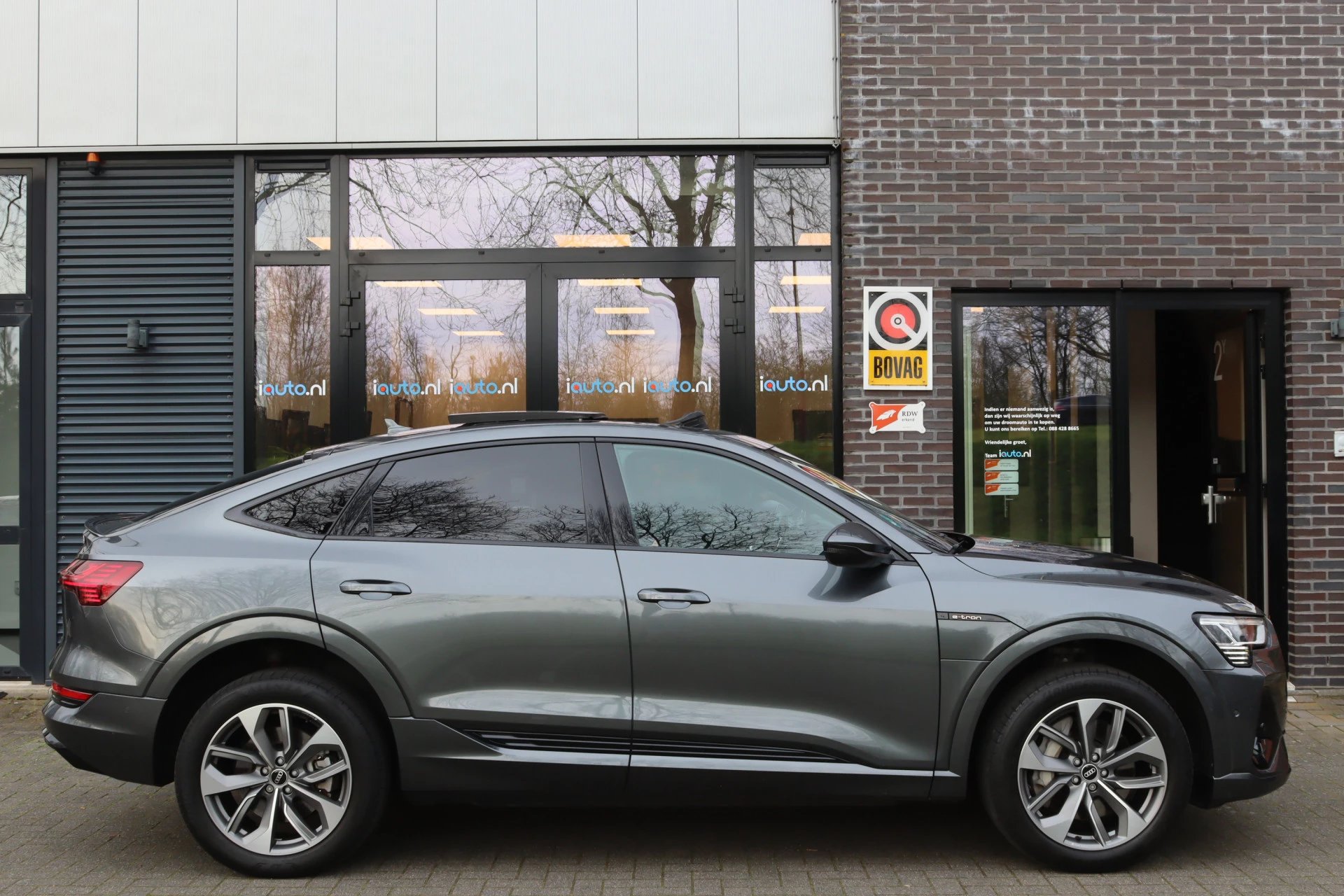 Hoofdafbeelding Audi e-tron