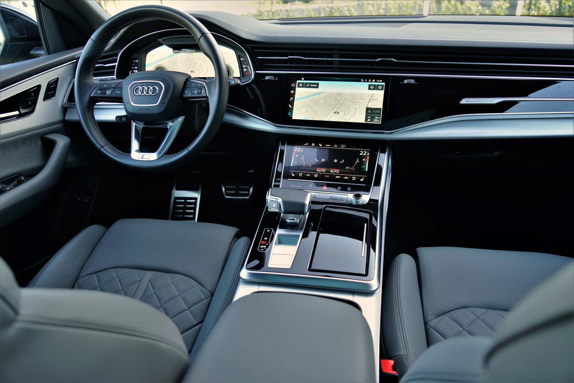 Hoofdafbeelding Audi Q8