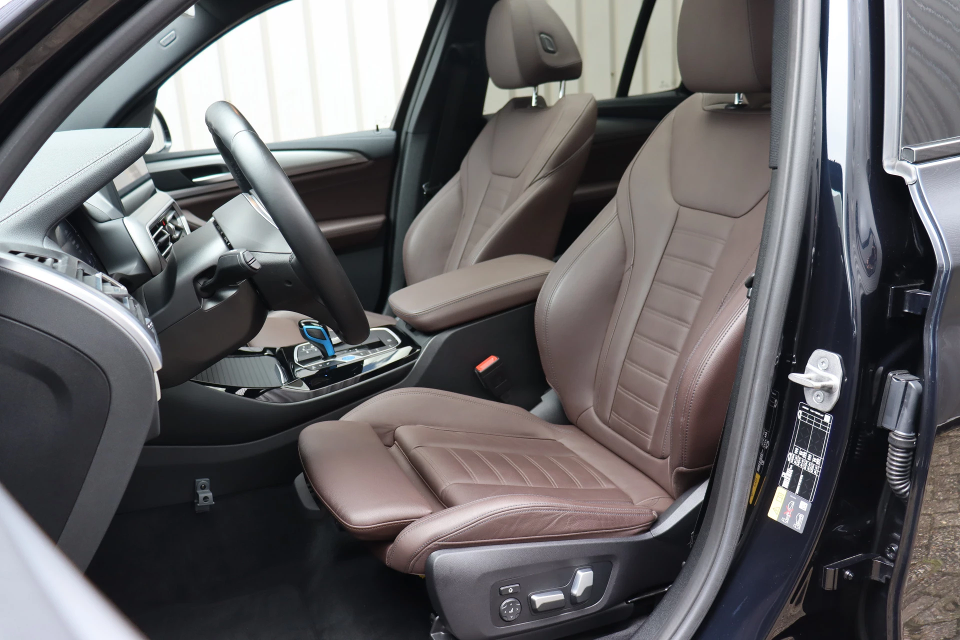 Hoofdafbeelding BMW iX3