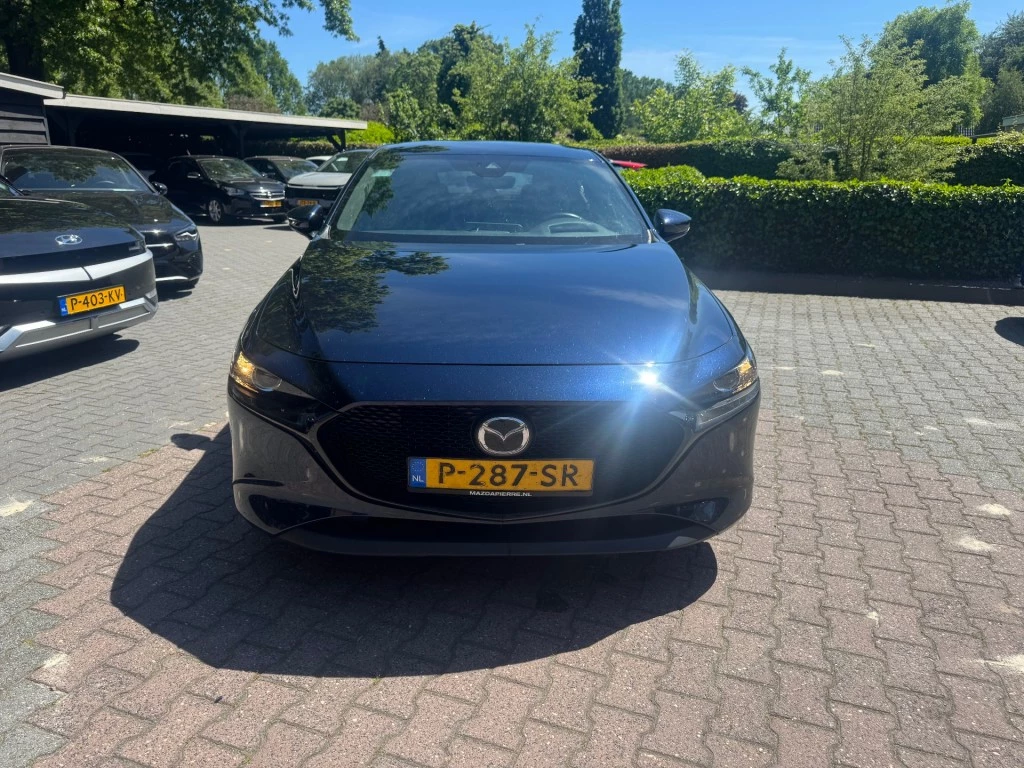 Hoofdafbeelding Mazda 3